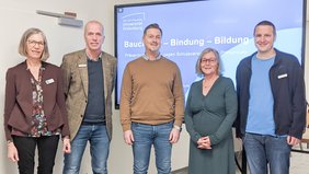 Anne Bohlen, Leiterin VHS Hatten+Wardenburg, Martin Ahlrichs, Leiter Jugendamt Landkreis Oldenburg, Boris Rech, Leiter Team Wendehafen Oldenburg, Prof.Dr. Anke Spieß, Universität Oldenburg und Dirk Bald, Koordinierungsstelle BOJE, Landkreis Oldenburg.