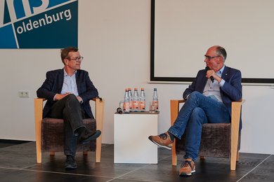 Andreas Gögel im Gespräch mit Christoph von Marschall.