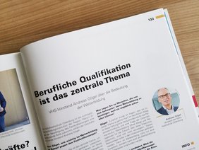 „Berufliche Qualifikation ist das zentrale Thema“ lautet der Titel des Interviews mit Geschäftsführer Andreas Gögel. Bild: VHS Oldenburg