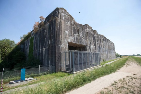 Bild: Henry Fried Außenansicht des Bunker Valentin