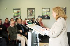 Einführung in die Ausstellung. Bild: Paulina Schröder, CEWE.