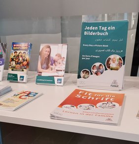 Broschüren der Grundbildung an der VHS Oldenburg