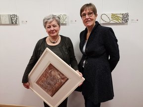 Sabine Kortenhaus und Lidia Crainic. Bild: VHS Oldenburg