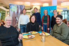 VHS Oldenburg Regionalmahl Gruppenbild