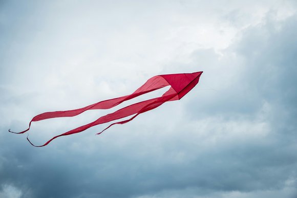 Bild: Unsplash Ein roter Drachen.