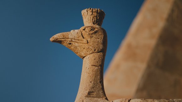 Schrein aus Stein für Sharaf al Deen in den Shingal Bergen